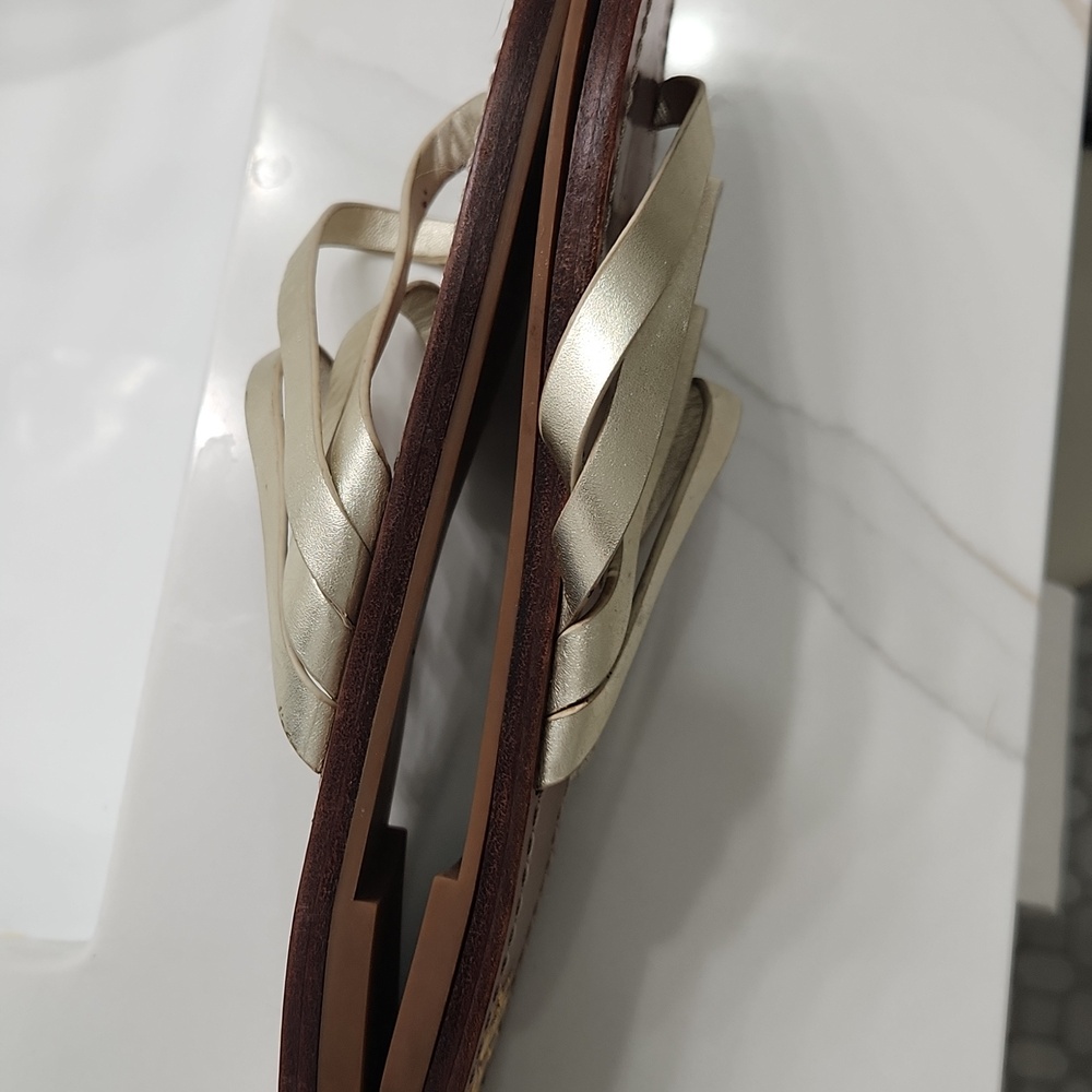 Tory Burch Gold Strappy Leather Sandals with Brown Footbed - Picture 4 of 11